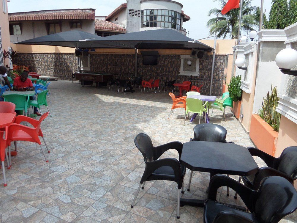 Flamingo Hotel Festac Town Eksteriør billede